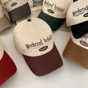 Gorra de Béisbol Ajustada y Versátil para Mujer, con Visera Ancha Curvada, Efecto Adelgazante en el Rostro, Logotipo Personalizado, Hebilla Metálica, Gorras de Tela - Product Image 3