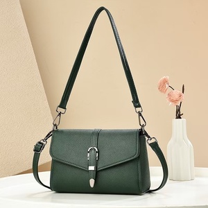 Casual <b>Small</b> Square PU <b>Handbag</b> Exquisite Solid Color Compact All-Match Single-Shoulder Commuting Travel Crossbody Winter Metal - Product Image 2
