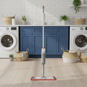 Mopa pulverizadora de microfibra para limpieza de suelos con mango de plástico de nailon, <span class=keywords><strong>varilla</strong></span> de conexión, interruptor de tipo pulsador y gran depósito de agua de PE de 500 ml - Product Image 3