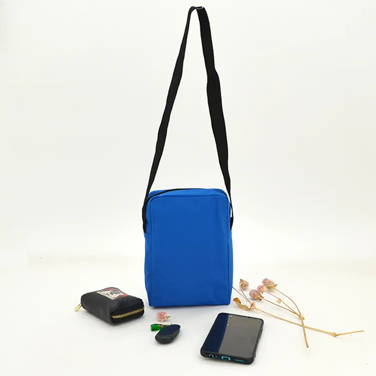 Fashion Custom 600 D Sport Messenger Bag Polyester Cross-Body Shoulder Bag With Back Pocket