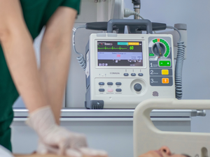 Moniteur <span class=keywords><strong>Défibrillateur</strong></span> Vétérinaire Comen S5 AED avec Pacemaker, Moniteur Patient Animal ECG SpO2 NIBP CO2 Portable pour Utilisation d'Urgence - Product Image 4