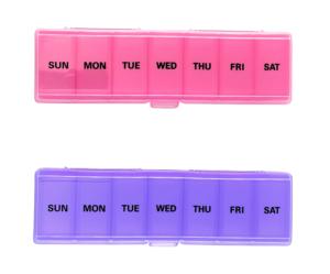 Pastillero semanal codificado por colores de gama alta 7 compartimentos con tapas de clic Organizador de pastillas de 7 días - Product Image 1