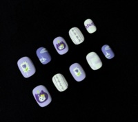 Faux ongles carrés courts à presser, motif chat et rayures écossaises, ornés de tulipes violettes peintes à la main, en gel, faits main, réutilisables, ajustement personnalisé