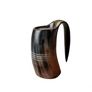 Chope à bière artisanale 100% corne biologique, finition haut de gamme, corne à boire viking en forme d'animal - Product Image 1