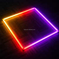 Lumière LED carrée RGB avec 4 tubes, modes de couleur RGB, durée de vie de 10 000 heures, idéale pour le bureau, le garage et la maison