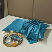 Les fabricants produisent directement des taies d'oreiller en satin en fibres chimiques, taie d'oreiller en Imitation soie