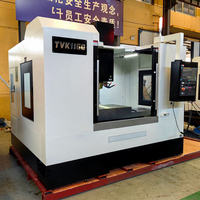 Centres d'usinage verticaux CNC VMC1160L avec système de contrôle Mitsubishi fraiseuses 3/4/5 axes cône de broche BT40 en vente