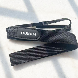 Sangle d'appareil photo Fujifilm en nylon 3,8 cm style vintage artistique pour Xs10 Xt4 Xe2 Xe3 X100s Gf6 Gx85 - Product Image 1