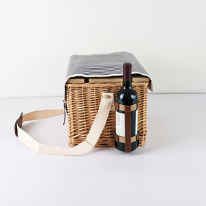 Phong cách cổ điển 4-người màu hồng cách điện liễu mây cản trở wicker Dã Ngoại giỏ Set với Nắp bằng gỗ - Product Image 4