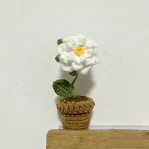 Handgemaakte Mini Potgebreide Bloemen Mooie Zonnebloem Tulp Rose Daisy Gehaakte Home Office Auto Decoratie Gehaakte Bloemen