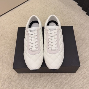 Chaussures de course pour femmes de luxe haut de gamme, respirantes, à semelle plate, tendance mode, chaussures de sport décontractées - Product Image 6