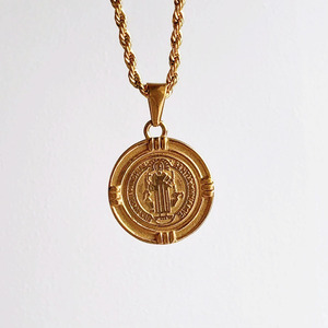 Venta al por mayor de joyería de acero inoxidable San Benito crucifijo colgante 18K oro religioso católico Santo hombres Cruz colgante collar - Product Image 4