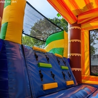 Structure gonflable combinée palmier tropical pour anniversaires d'enfants, carnavals et événements extérieurs d'été
