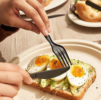 EcoNewLeaf Prix Usine Ensemble de Couverts Jetables de Camping 7 POUCES avec Fourchette Couteau Cuillère et Serviette OEM Biodégradable en Amidon de Maïs
