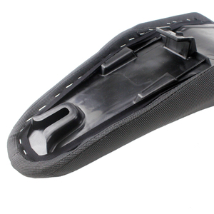 Funda de asiento de moto de cross con núcleo de espuma de alta densidad para motocross, cojín suave para Honda CRF250R CRF450R <span class=keywords><strong>CRF</strong></span> 250 / <span class=keywords><strong>450</strong></span> R <span class=keywords><strong>2013</strong></span> - 2017 - Product Image 5