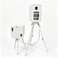 Photomaton en bois blanc avec double écran tactile de 18,5 pouces, station d'impression automatique compatible iPad et DSLR, idéal pour les mariages, les fêtes et la location professionnelle