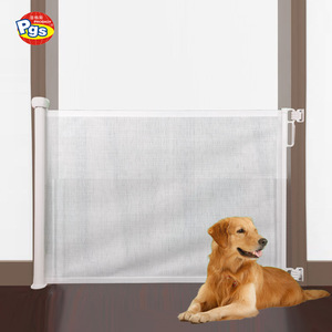 Barrière de <span class=keywords><strong>sécurité</strong></span> rétractable en maille pour bébé Prodigy, durable, multifonctionnelle, portable, pour enfants et animaux domestiques, de 0 à 12 mois et de 4 ans et plus, en aluminium - Product Image 1
