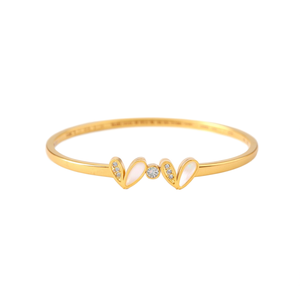 Brazalete de moda en acero inoxidable 316L con baño de oro PVD, diseño de corazón con incrustaciones de cristal para mujer. - Product Image 2