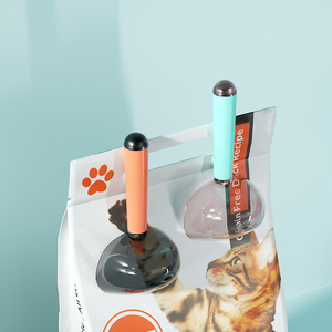 Dispensador de Comida para Gatos de Plástico Transparente Sellado y Grueso, Cuchara para Mascotas, Gran Capacidad, Suministros para Perros y Gatos - Product Image 2