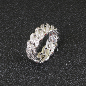 Anello da Uomo R016 in Ottone Color Oro e Argento con Zirconi Cubici, Stile Cuban Iced Out, Gioiello Hip Hop alla Moda - Product Image 3