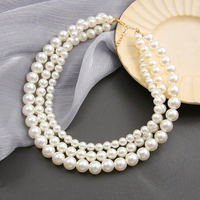 3Pcs Collier de perles d'imitation pour les femmes Collier ras du cou en fausse perle empilable pour un usage quotidien Cadeau d'anniversaire