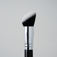 Pinceau de maquillage multifonctionnel YM Cruelty Free en poils synthétiques avec manche en bois, pinceau incliné pour fond de teint et pinceau Kabuki incliné pour les lèvres