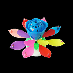 Vela de flor de loto con 8 velas musicales para pastel de cumpleaños, diseño de una y dos capas - Product Image 2