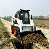 Chargeuse compacte sur chenilles avec godet de 0,35 m³ pour travaux agricoles, municipaux et de terrassement