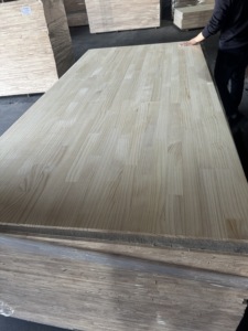 Tùy Chỉnh Primed <span class=keywords><strong>Radiata</strong></span> Thông Gỗ Đúc Đúc Nguyên Liệu Thông Ngón Tay Doanh Hội Đồng Quản Trị Tự Nhiên Pinee Gỗ Từ Trung Quốc Nhà Máy - Product Image 6