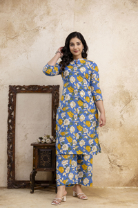 Conjunto de Kurta y Palazzo Azul para Mujer, Cuello Alto, Detalle de Botones Simulados en la Parte Delantera, Ropa Étnica Elegante para Ocasiones Casuales y Festivas - Product Image 4