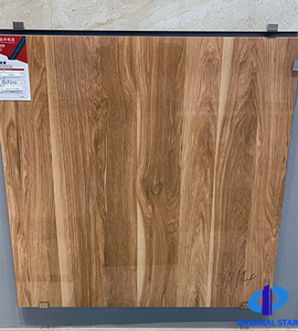 Azulejos de Porcelana Esmaltada de <span class=keywords><strong>Color</strong></span> Madera Modernos de Foshan, Resistentes a las Termitas, Aspecto de Madera, Azulejos de Cerámica de 600x600 mm, Descuento por Volumen - Product Image 5