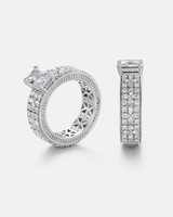 Bague plaquée or résistante au ternissement, longue durée, avec pierre centrale en moissanite taille princesse, ornée de marquises et de trèfles à quatre feuilles