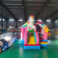 Combo gonflable de château plein d'entrain de thème de licorne commercial avec la maison de rebond de glissière pour la location et les événements de partie