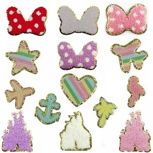 Parches de chenilla con purpurina bordados con hierro MOQ bajo con decoración de encaje Material de tela principalmente - Product Image 2
