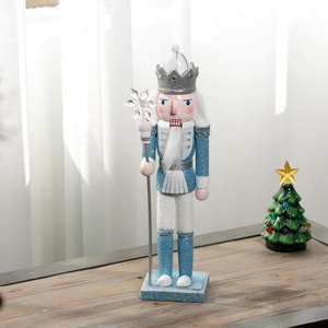 SHUANGYUAN 30cm <span class=keywords><strong>casse</strong></span>-<span class=keywords><strong>noisette</strong></span> de Noël en décoration de Noël de style bleu-blanc <span class=keywords><strong>classique</strong></span> pour table - Product Image 2