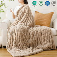 Couverture de luxe chaude et épaisse en fausse fourrure de lapin pour canapé, chaise et couchage – Textile de maison personnalisé pour l'hiver