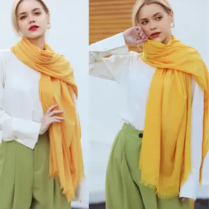Solid colored cotton and linen scarves women's new artistic sunscreen scarves hijab small necklaces beach long scarves wholesale