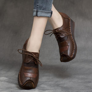 รองเท้าส้นเตารีดแบบผูกเชือก พื้นนิ่ม กันลื่น แฟชั่นสไตล์เรโทรลายชนเผ่า สำหรับฤดูร้อน - Product Image 2