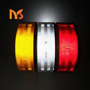 لفة شريط لاصق عاكس منشوري 3 م تدابير أمان قابلة للتخصيص مع ميزة الطباعة - Product Image 5