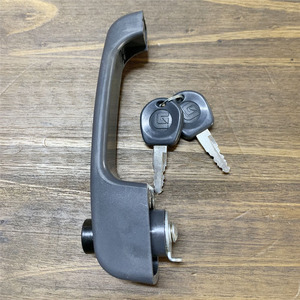 Cerradura y Manija de Puerta de Cabina Compatibles con Liugong, Pieza 24C1058, para Modelos 50CN, 855N, 862, 856, 855, 842 - Product Image 3