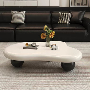 <span class=keywords><strong>Table</strong></span> <span class=keywords><strong>basse</strong></span> irrégulière de couleur crème inspirée des nuages, peinture écologique, style scandinave, <span class=keywords><strong>table</strong></span> de salon artistique - Product Image 3