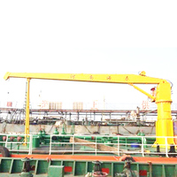 Grue de pont rigide marine avec flèche télescopique et télécommande pour les opérations de service des navires