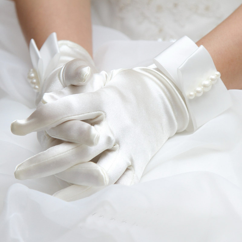 Manufacturer made Elegant Bridal Short Wrist Gloves Satin Gloves Women Wedding Party  gloves drop shipping
