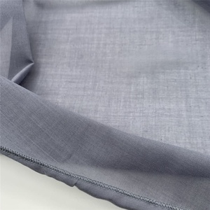 Style En Gros Polyester Écharpe Wrap Lain Solide Robe Accessoires Hijab Carré Châle Vente Chaude Malaisienne Hijabs Femmes <span class=keywords><strong>Noir</strong></span> - Product Image 4