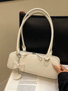 Bolso de Mano Pequeño Premium para Mujer, Estilo 2026, Versátil, Tipo Bandolera para Llevar Bajo el Brazo - Product Image 2