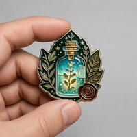 Broche personnalisée en émail « Potion Magique » avec feuille de plante et sceau de cire, pour costume, blazer, cadeau