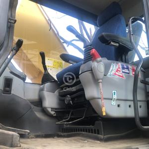 รถขุดไฮดรอลิก Komatsu PC220-7 แบบตีนตะขาบ มือสอง สภาพดี พร้อมขาย - Product Image 5