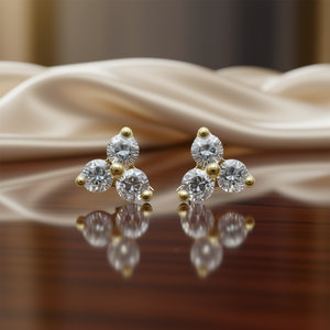 Eleganti Orecchini in Oro Massiccio 18K con Diamanti Naturali Taglio Brillante Rotondo Colore G Stile Classico per Uso Quotidiano Femminile - Product Image 2