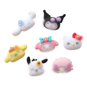 New Design Animals Flowers Resin Crafts Shoes Accessories Resin Sanrioed for Decoration