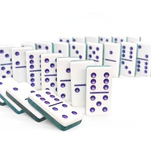 Juego de Dominó de Melamina de Seis Capas con Logotipo y Empaque Personalizados de Fábrica, Dominós de Plástico para Juegos - Product Image 1